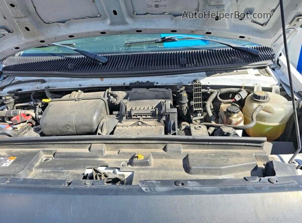 1FDWE3FK6PDD18824 2023 FORD ECONOLINE Белый Вид салона спереди