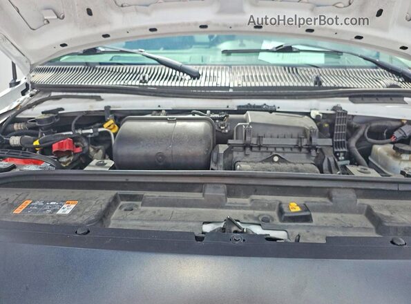 1FDWE3FK8PDD14726 2023 FORD ECONOLINE White Widok wnętrza z przodu