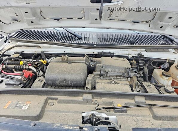 1FDWE3FNXRDD00713 2024 FORD ECONOLINE Белый Вид салона спереди