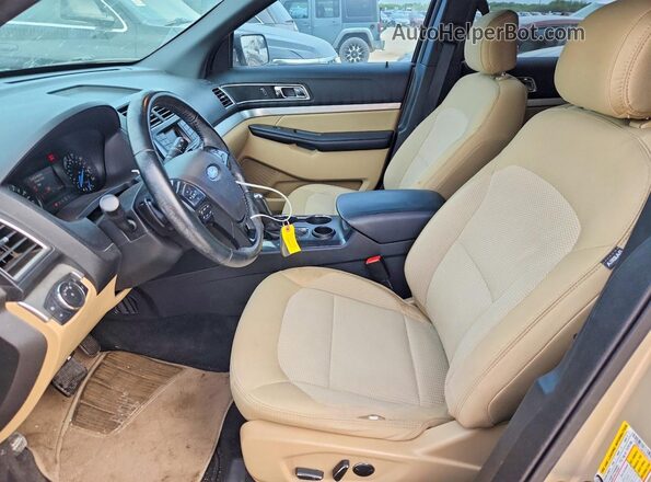 1FM5K7D80HGD53295 2017 FORD EXPLORER Tan Vista interior delantera