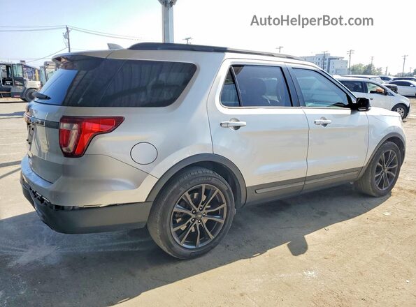 1FM5K7D83HGE12498 2017 FORD EXPLORER Серебряный Задняя правая четверть