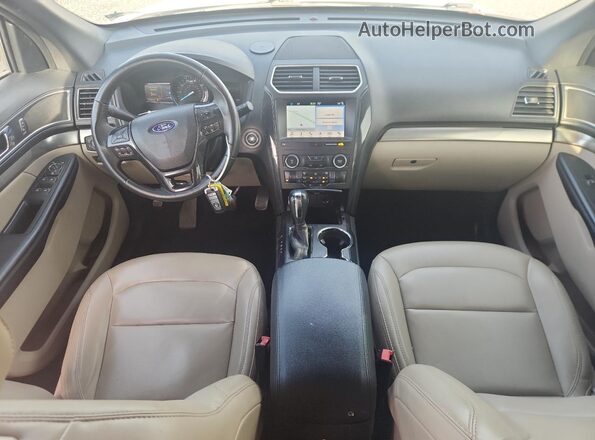 1FM5K7D83KGA37333 2019 FORD EXPLORER White Widok deski rozdzielczej
