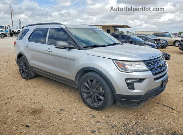 1FM5K7D83KGA60031 2019 FORD EXPLORER Серебряный Передняя правая четверть
