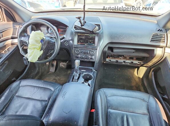1FM5K7D84GGC31277 2016 FORD EXPLORER Черный Вид панели приборов