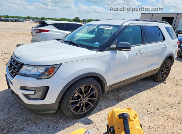 1FM5K7D88HGD85752 2017 FORD EXPLORER Белый Передняя левая четверть