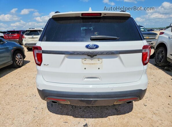 1FM5K7D88HGD85752 2017 FORD EXPLORER Белый Вид сзади
