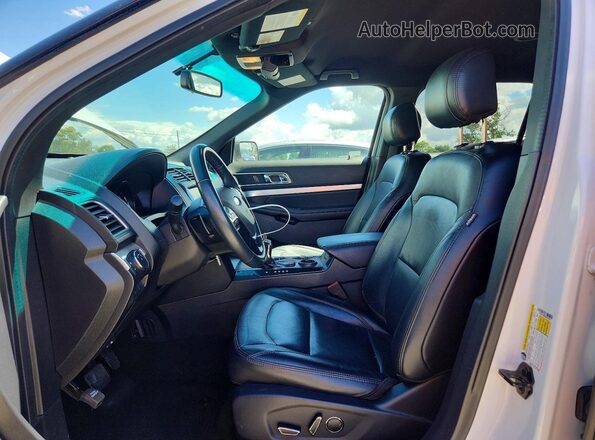1FM5K7DH8GGC87979 2016 FORD EXPLORER Белый Вид салона спереди