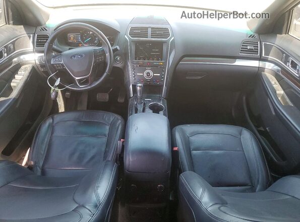 1FM5K7F80HGC13616 2017 FORD EXPLORER Silver Vista del salpicadero