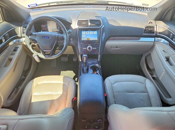 1FM5K7F84JGA42018 2018 FORD EXPLORER Бежевый Вид панели приборов