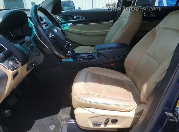 1FM5K7F8XHGA08157 2017 FORD EXPLORER Синий Вид салона спереди