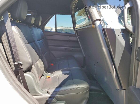 1FM5K8AB2MGA43679 2021 FORD EXPLORER White Rear interior view