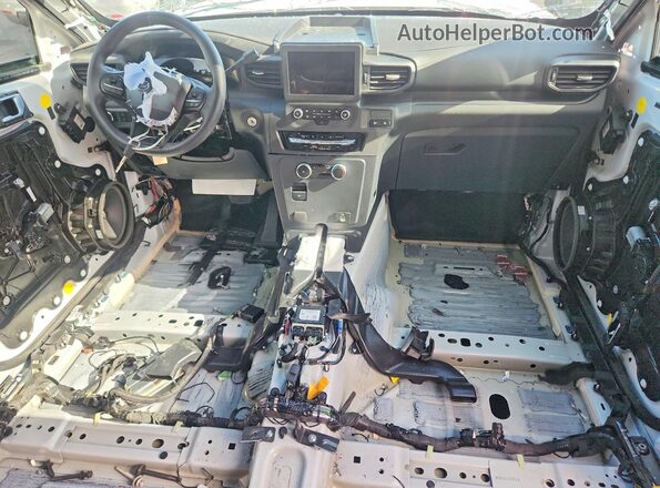 1FM5K8AB2SGA54307 2025 FORD EXPLORER White Widok deski rozdzielczej