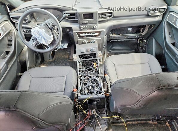 1FM5K8AB7PGC07786 2023 FORD EXPLORER Серебряный Вид панели приборов