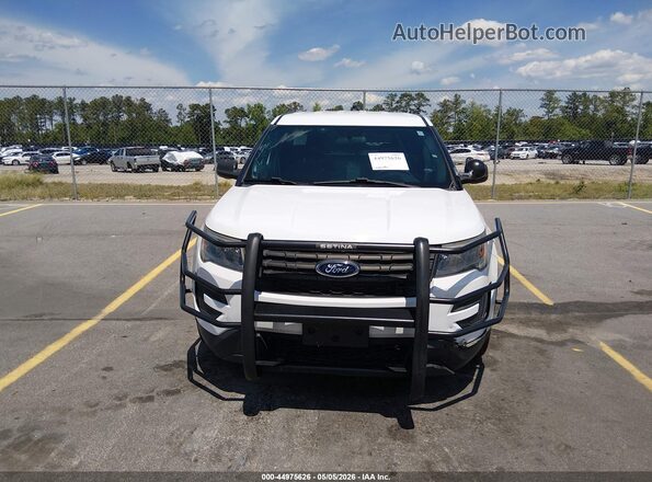 1FM5K8AR0JGC18472 2018 FORD POLICE INTERCEPTOR Белый Вид щитка приборов
