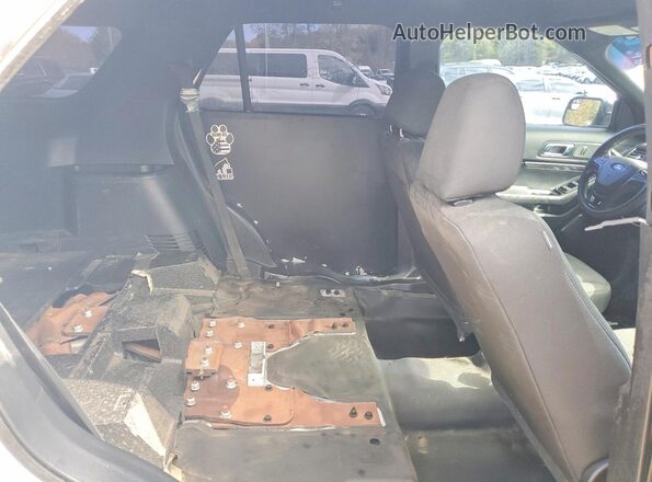 1FM5K8AR1GGD30237 2016 FORD EXPLORER Белый Вид задней части салона