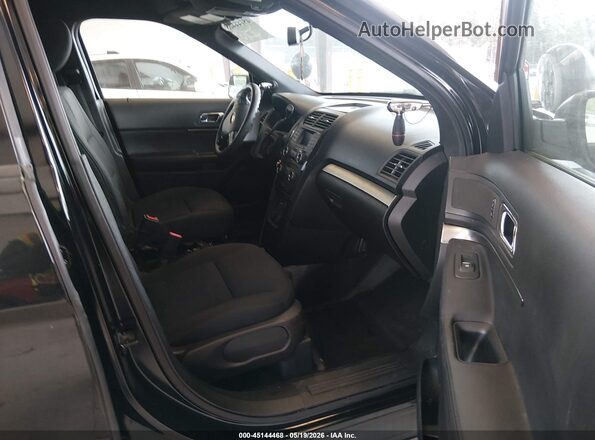 1FM5K8AR1GGD32053 2016 FORD UTILITY POLICE INTERCEPTOR Черный Вид салона спереди