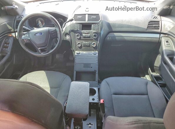 1FM5K8AR1JGC49603 2018 FORD EXPLORER Белый Вид панели приборов