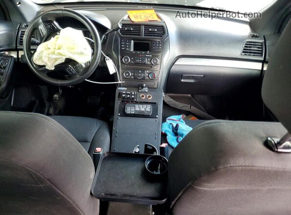 1FM5K8AT3JGA36938 2018 FORD EXPLORER Черный Вид панели приборов