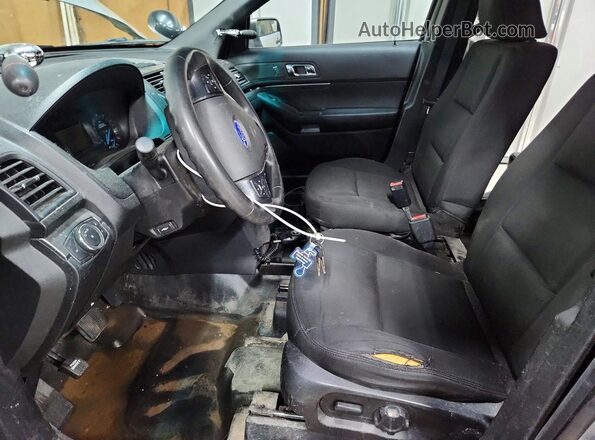 1FM5K8AT7GGA46882 2016 FORD EXPLORER Серебряный Вид салона спереди