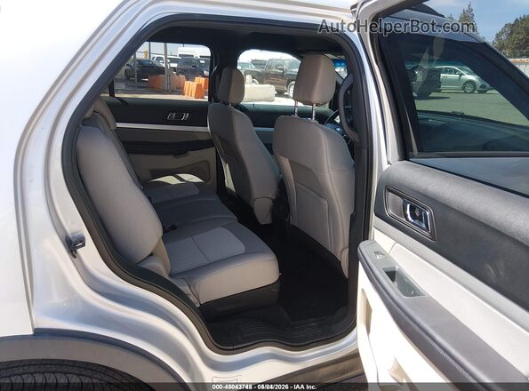 1FM5K8B84JGC45390 2018 FORD EXPLORER Серебряный Вид наклейки с VIN-кодом