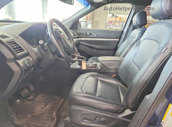 1FM5K8D80GGC58675 2016 FORD EXPLORER Синий Вид салона спереди