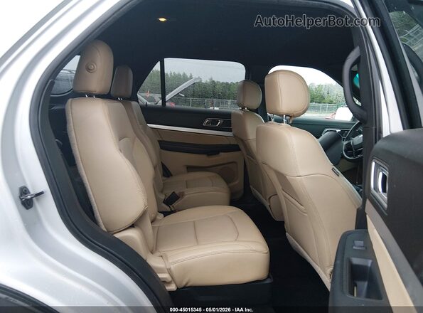 1FM5K8D82HGA43994 2017 FORD FORD EXPLORER Серебряный Вид наклейки с VIN-кодом