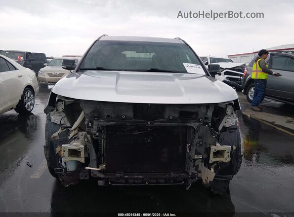 1FM5K8D82HGA43994 2017 FORD FORD EXPLORER Серебряный Вид задней части салона