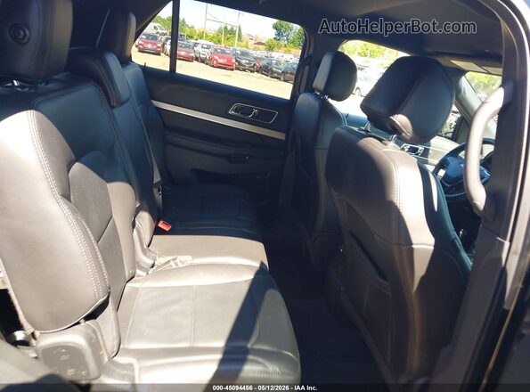 1FM5K8D82HGD76468 2017 FORD FORD EXPLORER Черный Вид наклейки с VIN-кодом