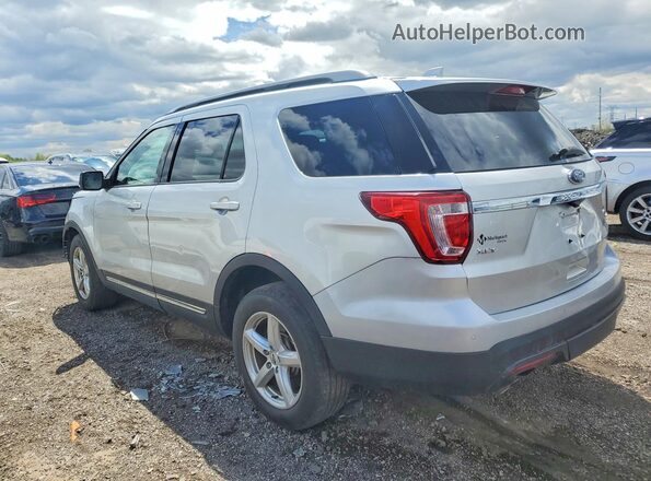 1FM5K8D85HGA83728 2017 FORD EXPLORER Серебряный Задняя левая четверть