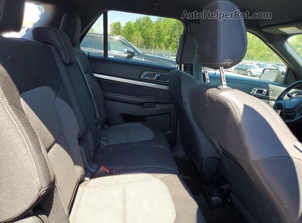 1FM5K8D86JGC01453 2018 FORD EXPLORER Burgundy Vista interior trasera