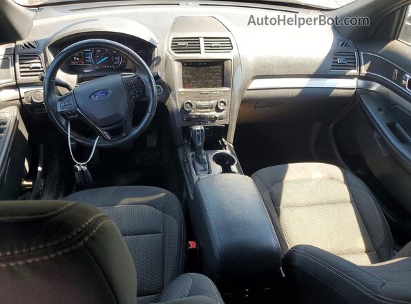 1FM5K8D86JGC01453 2018 FORD EXPLORER Burgundy Vista del salpicadero