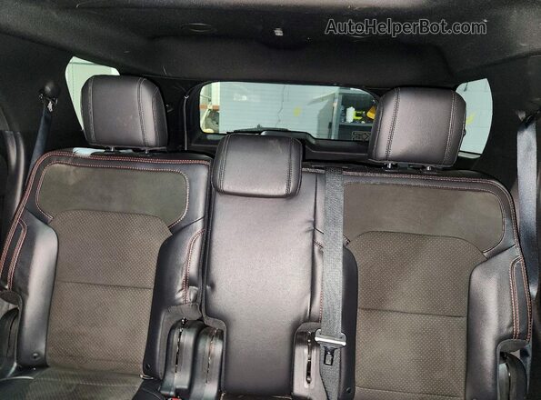 1FM5K8D87JGC89106 2018 FORD EXPLORER Silver Widok tylnych siedzeń