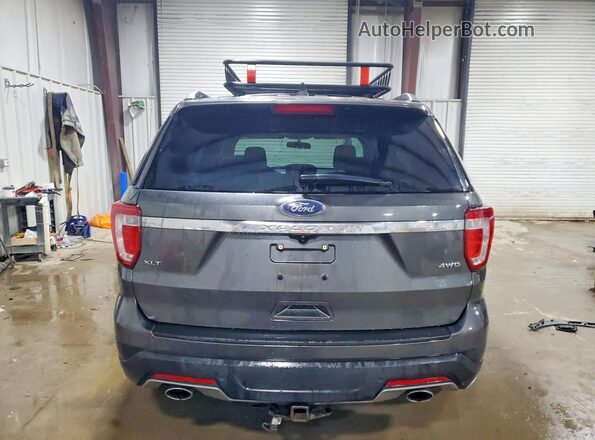 1FM5K8D89JGA65335 2018 FORD EXPLORER Gray Widok z tyłu