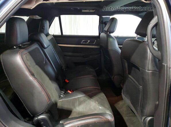 1FM5K8D8XJGA50438 2018 FORD EXPLORER Синий Вид задней части салона