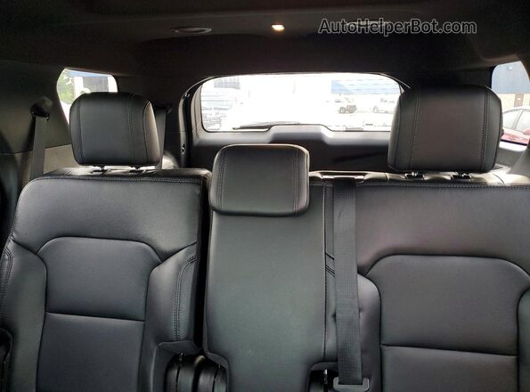 1FM5K8D8XJGC78858 2018 FORD EXPLORER Black Widok tylnych siedzeń