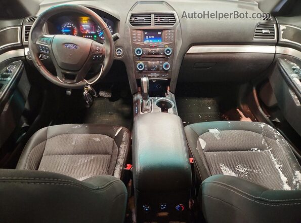 1FM5K8DH0HGA80400 2017 FORD EXPLORER Серебряный Вид панели приборов