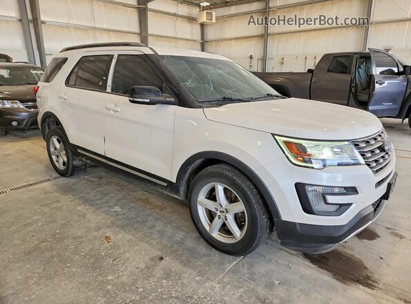 1FM5K8DH6HGA75587 2017 FORD EXPLORER White Przód prawy