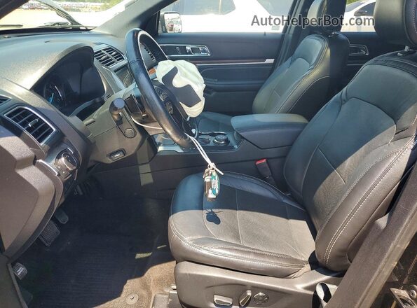 1FM5K8F80HGE26720 2017 FORD EXPLORER Черный Вид салона спереди