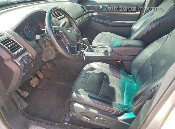 1FM5K8F83GGA71623 2016 FORD EXPLORER Серебряный Вид салона спереди