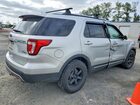 2017 Ford Explorer Limited Silver vin: 1FM5K8F83HGC37821