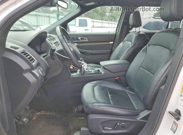 1FM5K8F85JGA10331 2018 FORD EXPLORER Белый Вид салона спереди