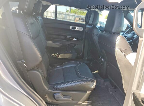 1FM5K8GC8NGA98302 2022 FORD EXPLORER Серебряный Вид задней части салона