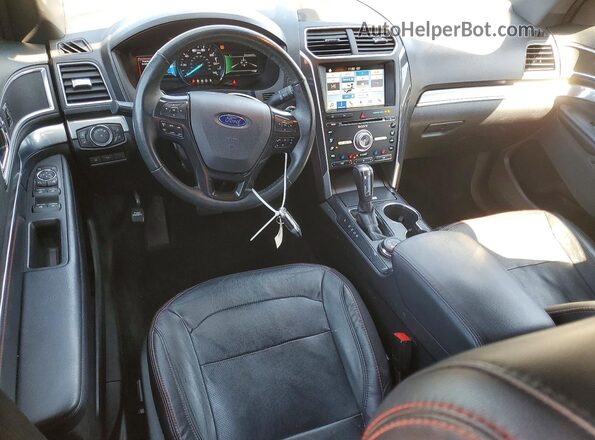 1FM5K8GT2HGC76788 2017 FORD EXPLORER Белый Вид панели приборов