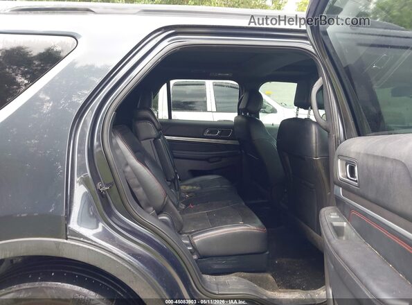 1FM5K8GT7HGA55221 2017 FORD EXPLORER Navy Вид наклейки с VIN-кодом