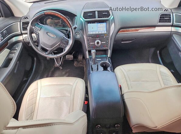 1FM5K8HT1HGA14727 2017 FORD EXPLORER Silver Widok deski rozdzielczej