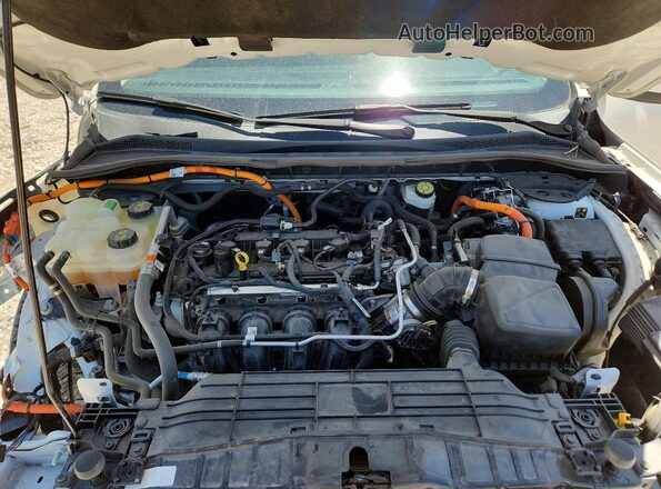 1FMCU0CZ8MUB04872 2021 FORD ESCAPE White Вид підкапотного простору