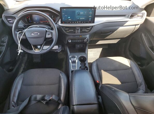 1FMCU0E17PUB35638 2023 FORD ESCAPE Серебряный Вид панели приборов