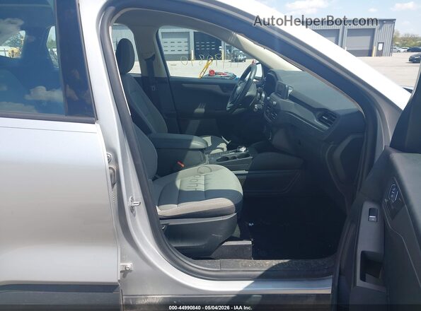 1FMCU0F63LUB14743 2020 FORD ESCAPE Серебряный Вид салона спереди