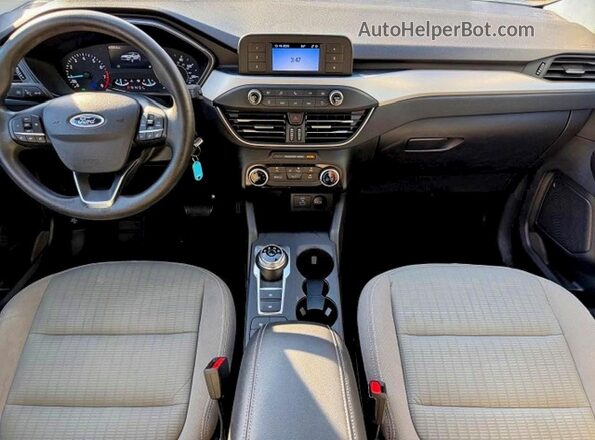 1FMCU0F66NUB62157 2022 FORD ESCAPE Серебряный Вид панели приборов