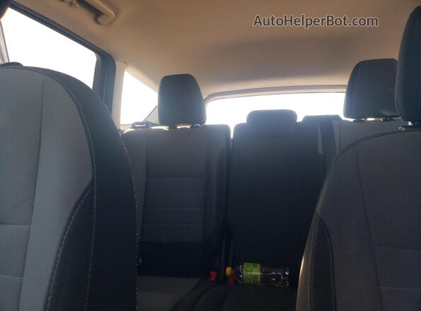 1FMCU0F70JUD46920 2018 FORD ESCAPE Серебряный Вид задних сидений